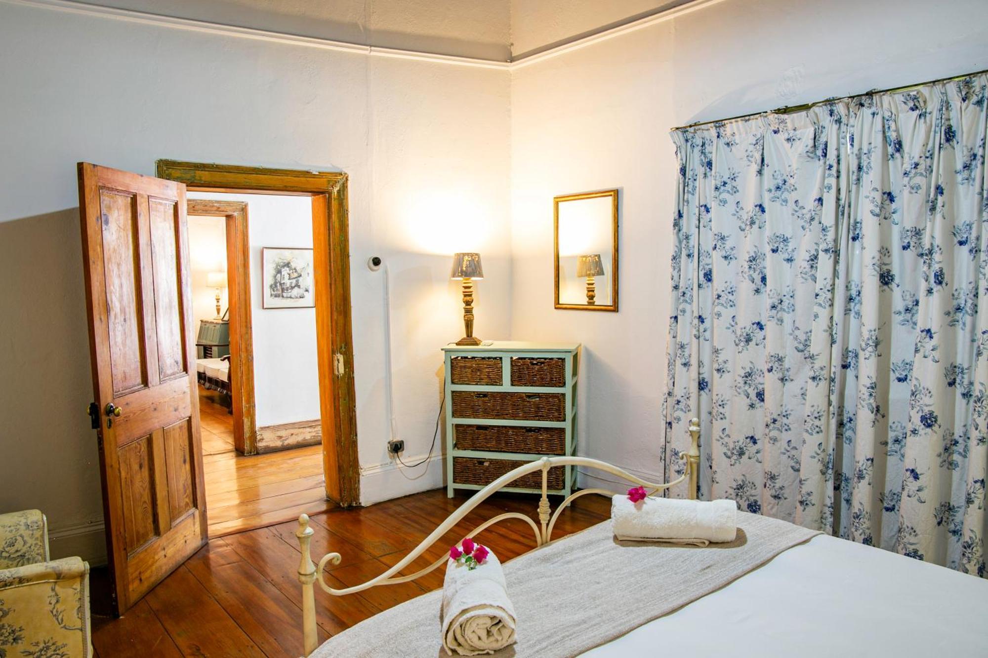 Вилла The Townhouse Храфф-Рейнет Экстерьер фото
