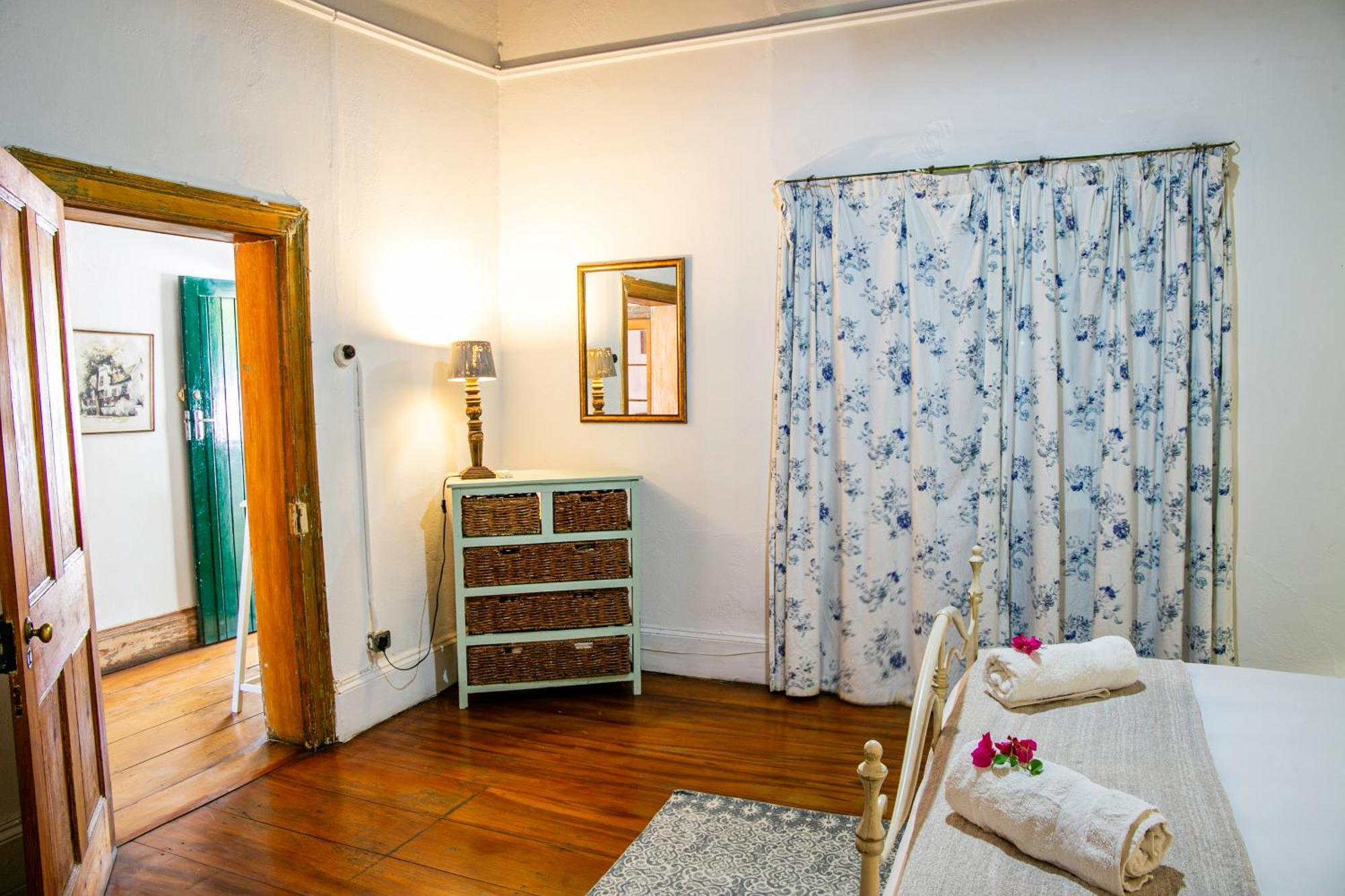 Вилла The Townhouse Храфф-Рейнет Экстерьер фото